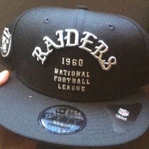 New raider SnapBack